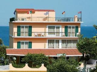 Hotel Perama Pérama